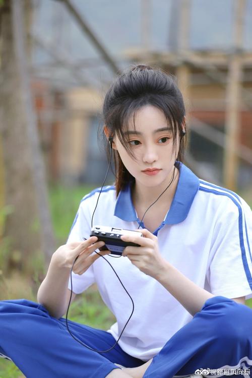 樱花校园高马尾发型攻略：解锁最美校园女神！