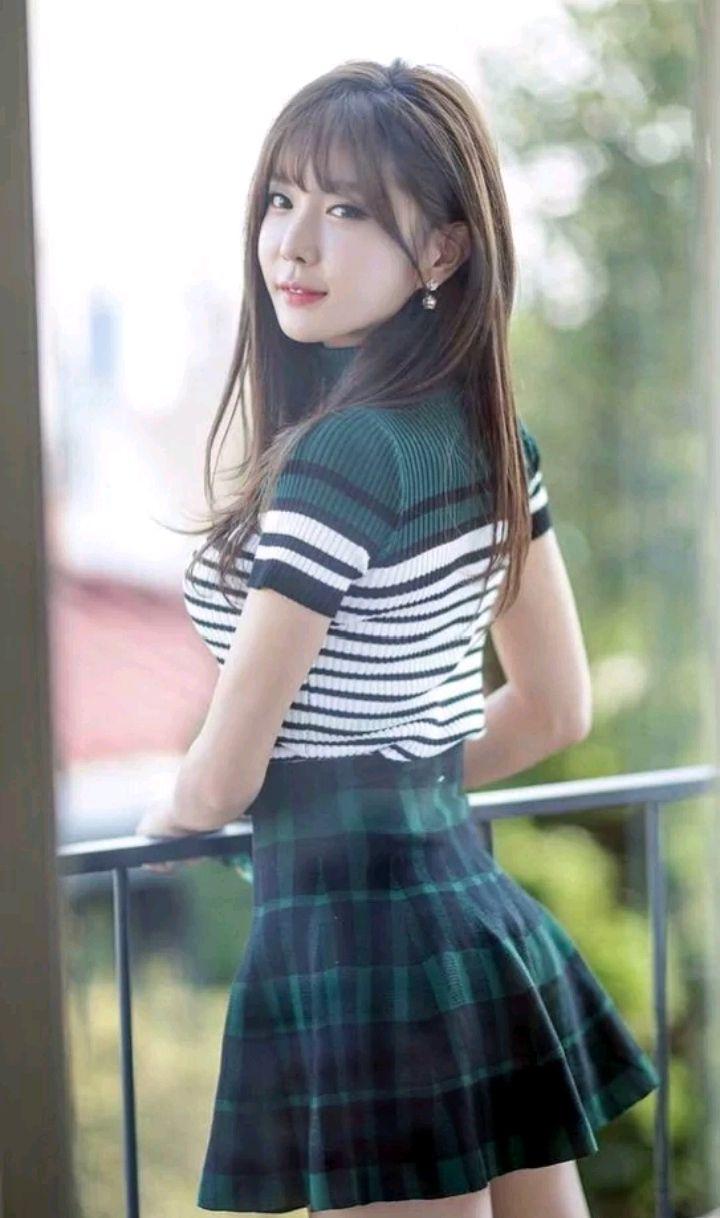 许允美大胆写真尺度惊人，完美身材令人惊艳