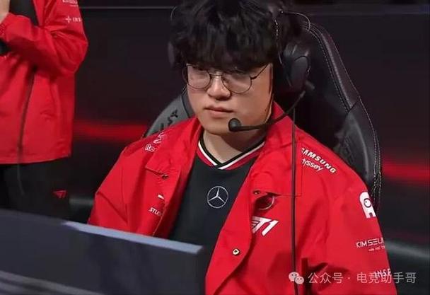 T1小吕布：LOL赛事表现及战队风波解读