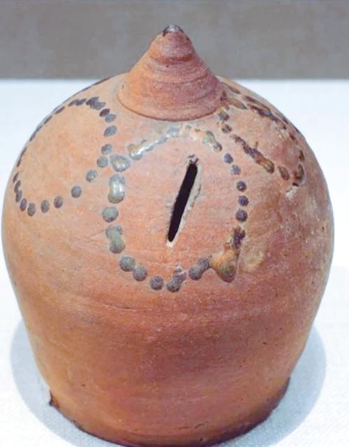 如何查古代的存钱罐叫什么名字？(简单方法快速获取信息)