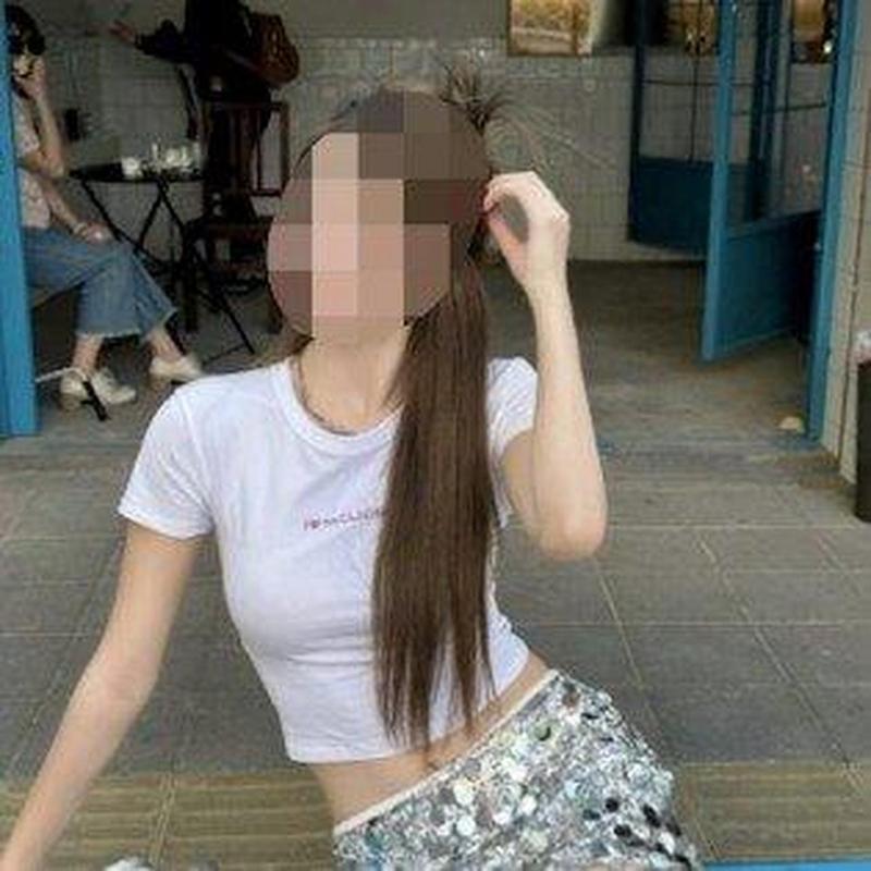 网红店博主穿着暴露被家长投诉(影响有多严重？)。