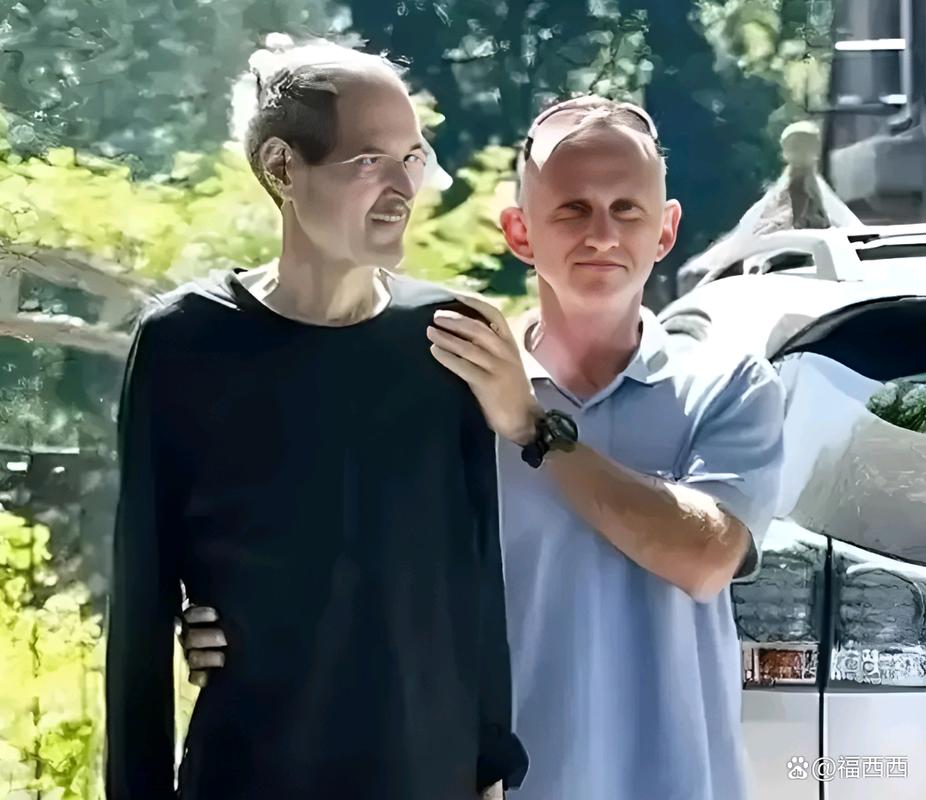 乔布斯儿子和父亲关系如何？内幕独家解析曝光！