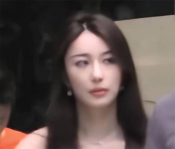 我的走光女友结局如何?(深度解析防剧透剧透!)