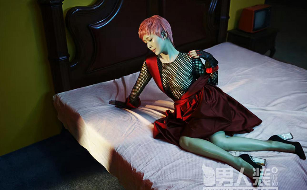 颜丹晨男人装幕后细节?摄影师分享独家心得!