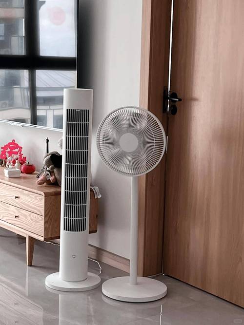 为啥空调电风扇一起开更凉快？看懂冷气分布就明白！