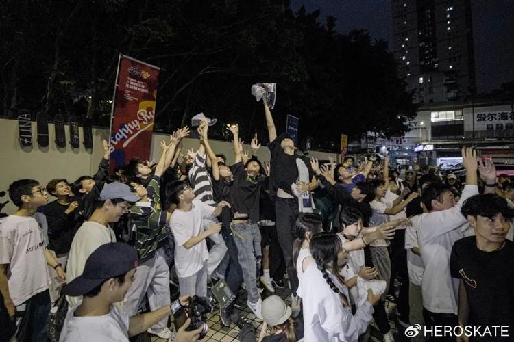 HeroPartyMustFall英雄队伍必须陨落怎么玩?新手必看入门攻略!