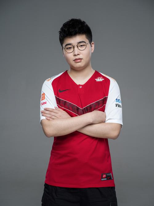 姜志鹏个人资料简介：身高体重和职业生涯的详细回顾！