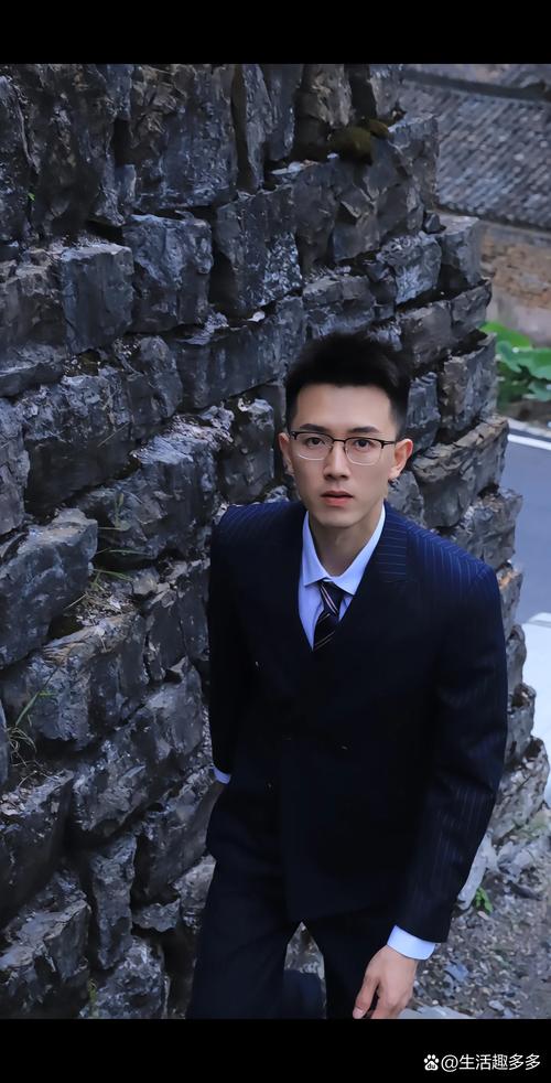 戴云杰的个人资料曝光！(他的教育背景和职业经历全在这里)