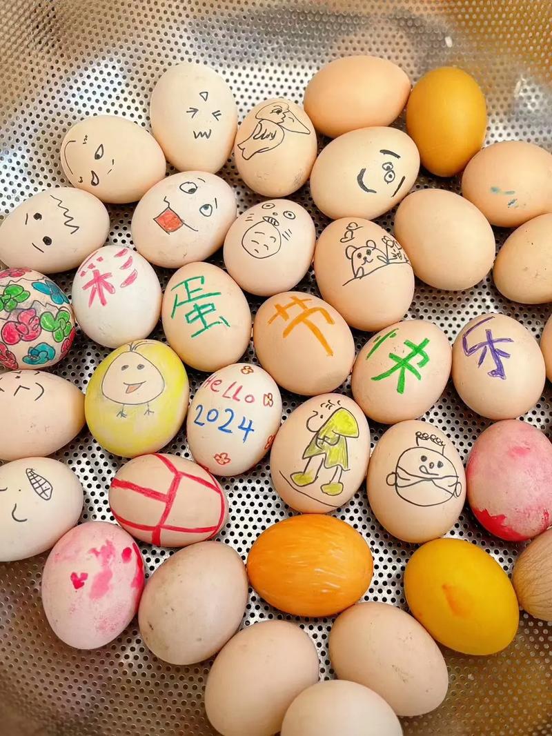 吃吃的爱隐藏彩蛋你找到了吗？这几个细节暗示了蔡康永的想法。