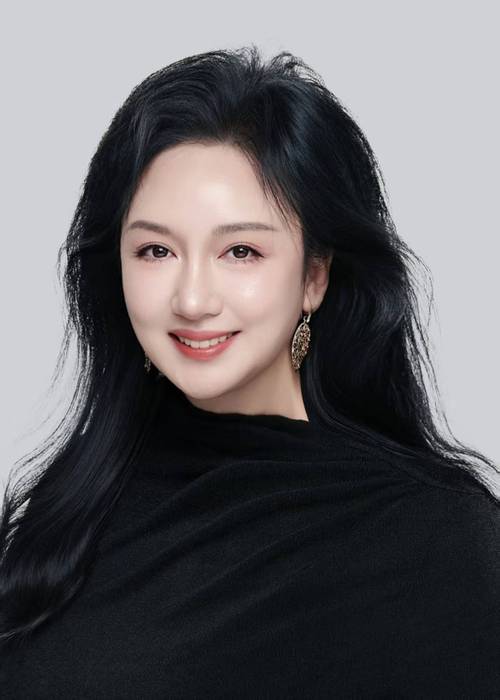 如何评价娜米拉这个人气明星？网友真实评价帮你做决定！