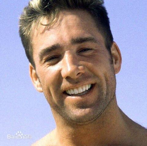 比利王去世原因公布，医生提醒这三点要注意