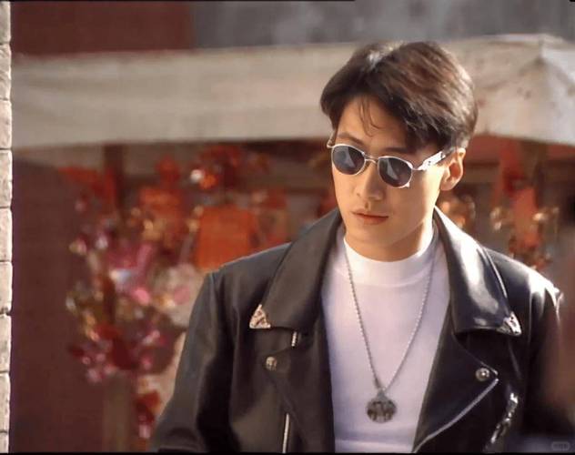 破晓的黎明哪个版本强？多版本对比评测选最优！