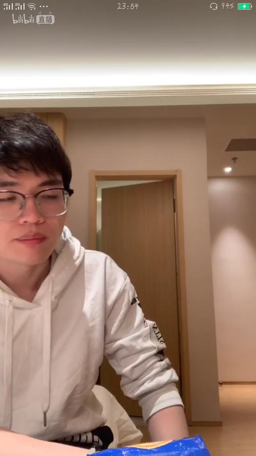 允星河现在在哪里直播？最新直播平台和时间公布！