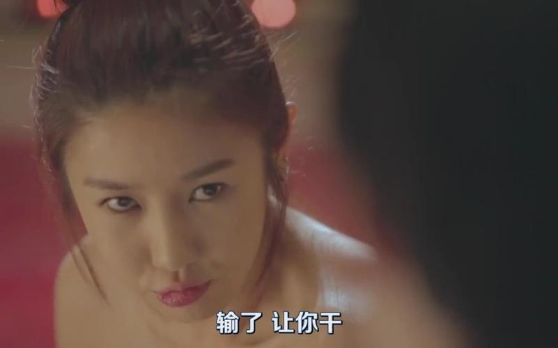 撕掉她衣服意味着什么？解读背后的深层含义