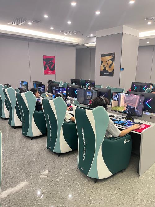 竞技神和别的电竞平台有什么区别？对比一下你就知道选哪个！