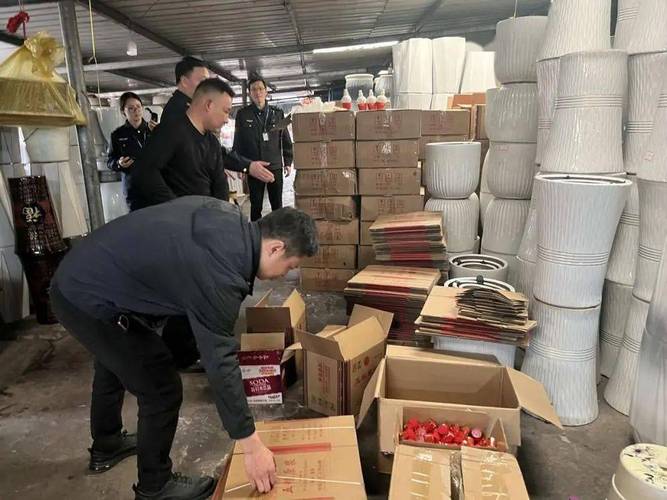 事件调查新进展？仓库失火烧毁真相独家报道！