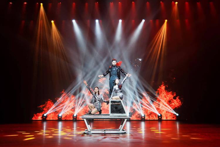 看一场大型魔术团表演要多少钱？内行人士告诉你如何买到最便宜的票！