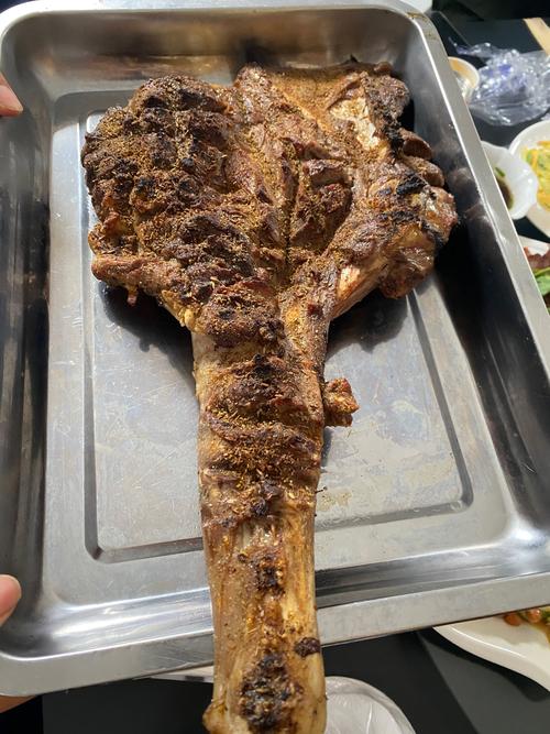 烧烤裂蹄牛哪里正宗？这些地方值得一去！