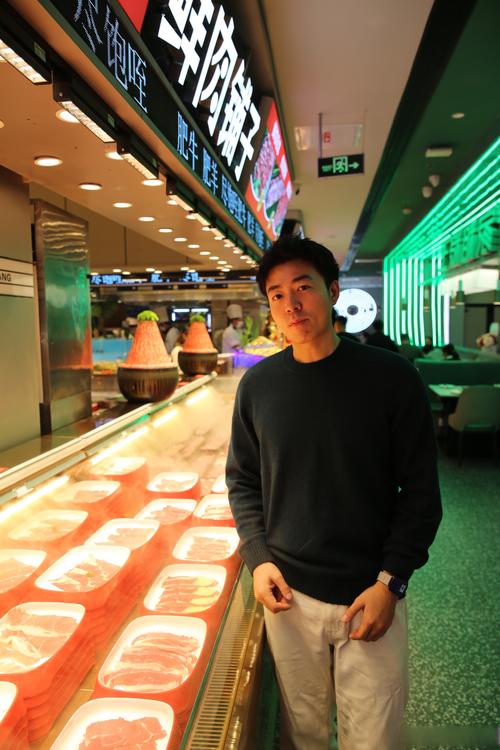 涂圣成的个人生活揭秘！他的家庭和老婆是不是很幸福？