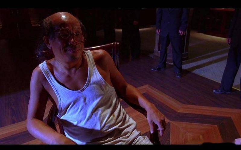 火云邪神为什么喜欢穿拖鞋？揭秘这个看似随意细节背后的含义！