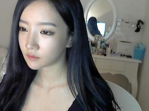 朴妮麦真名到底叫什么名字？她的个人资料背景全曝光！