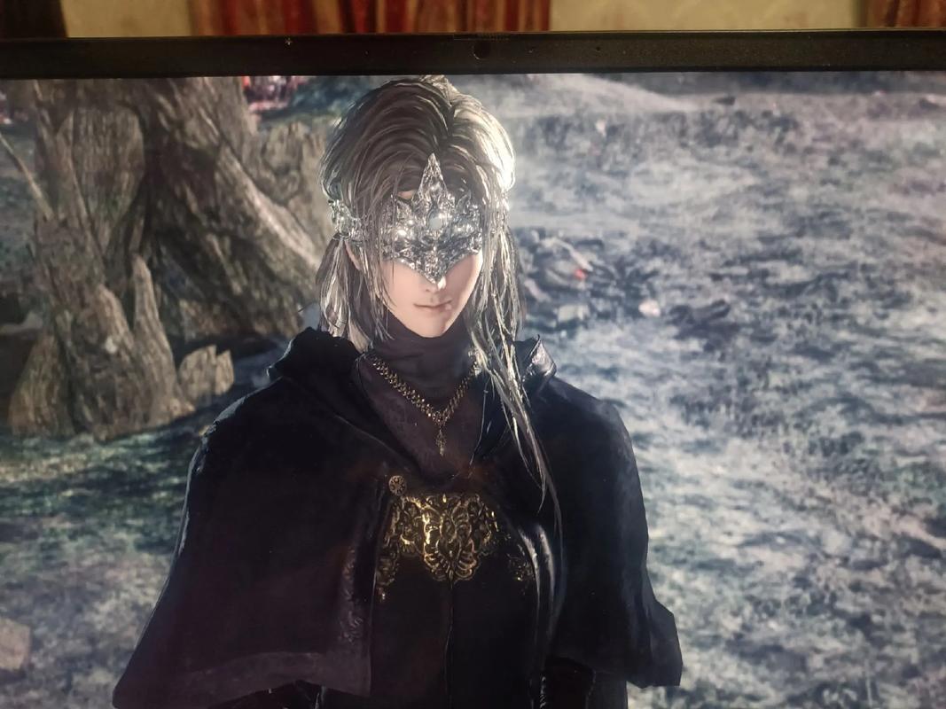 防火女到底是谁？揭秘她悲惨又神秘的身份背景！