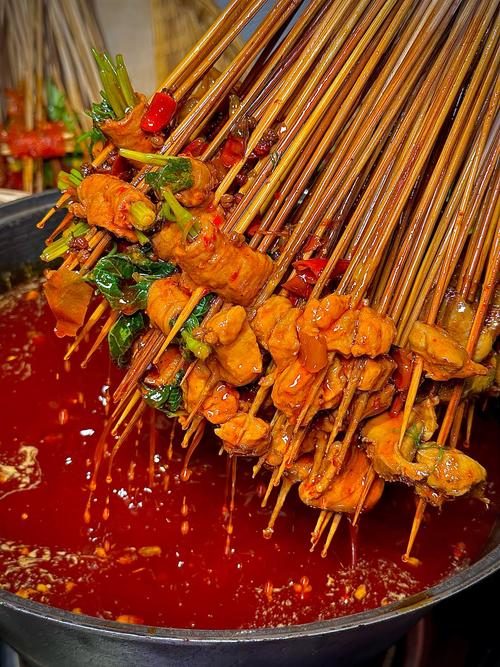 大小串串烧去哪里吃？这几家店值得一试！