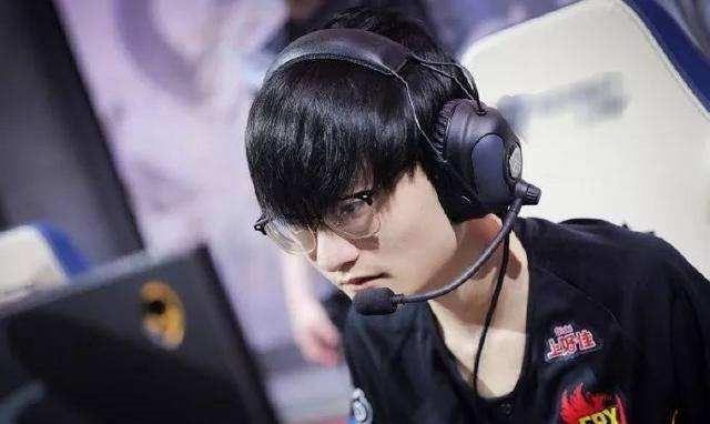 高天亮的唱功到底怎么样？专业乐评人给出深度评价！