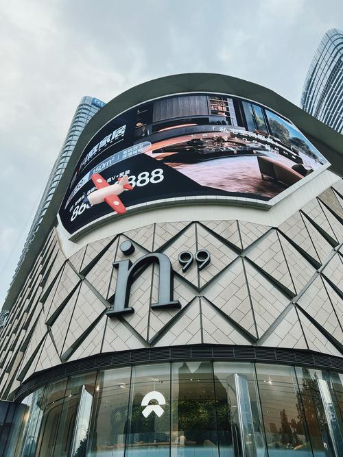 银泰网App下载官方入口在哪里？手机上购物流程超简单！