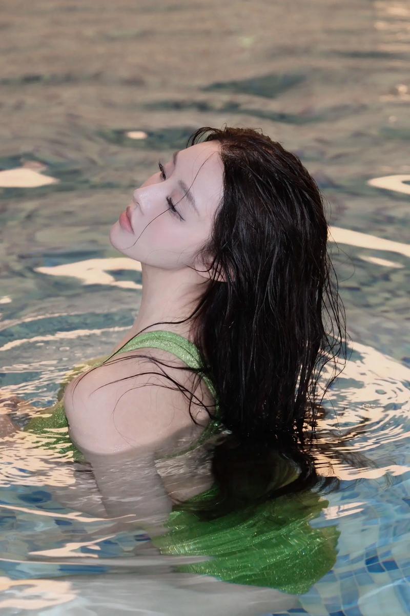 被弄湿的夏天最新：游戏中的情感与互动深度分析