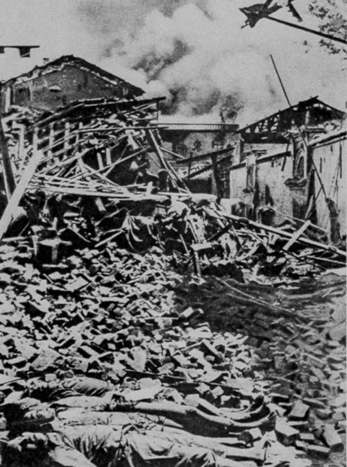 深入探索夜袭村禁忌实录官网的游戏机制与玩家体验