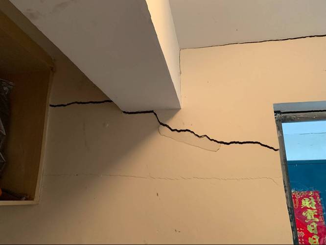 裂缝中的房子官网分析:探寻绅士游戏领域的独特魅力与潜力