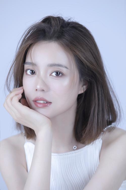 李丽莎与秀人网：绅士游戏背后的深度分析