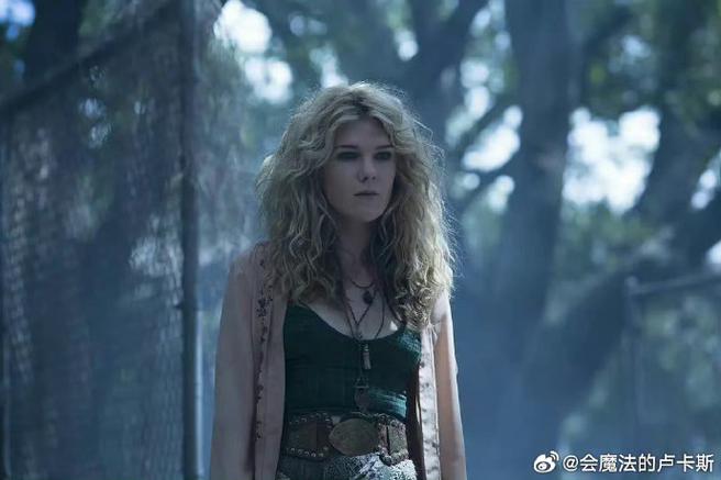 深入解析《女巫3：回归官网》的游戏机制与玩家体验