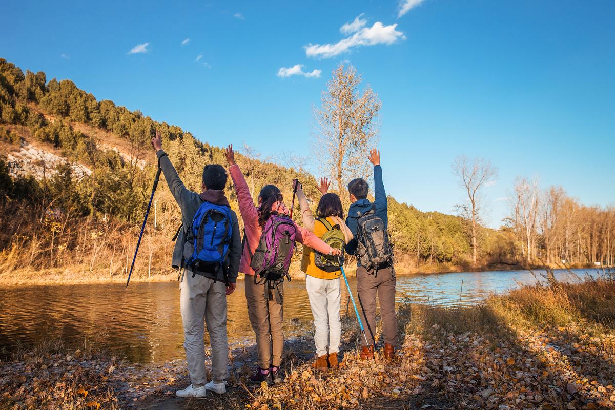 探索“远方的朋友”中的杨过游戏：叙事与互动的深度结合