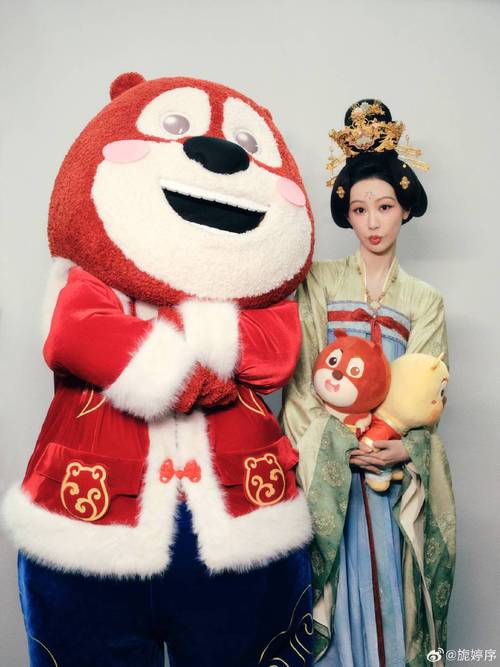 明星玩偶模拟器最新版本分析：深入探索游戏的演变与发展