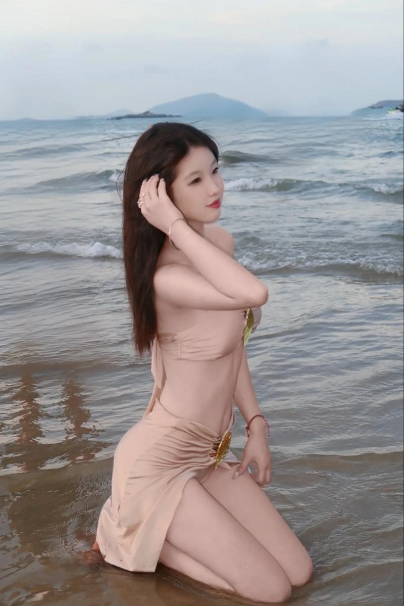 超爆茹搭讪沙滩：深度分析与下载可行性